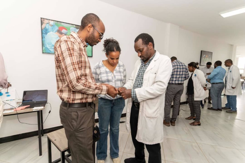 Faculty Mentorship & Surgical Skills Practice